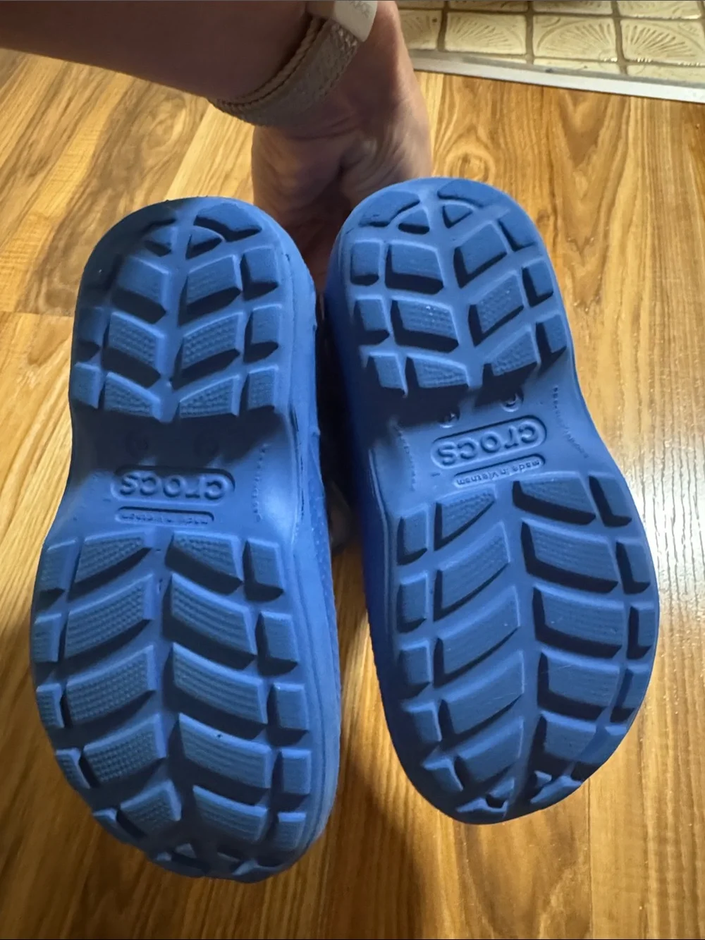 Kids Blue Crocs Pull On Rainboots Child size 11